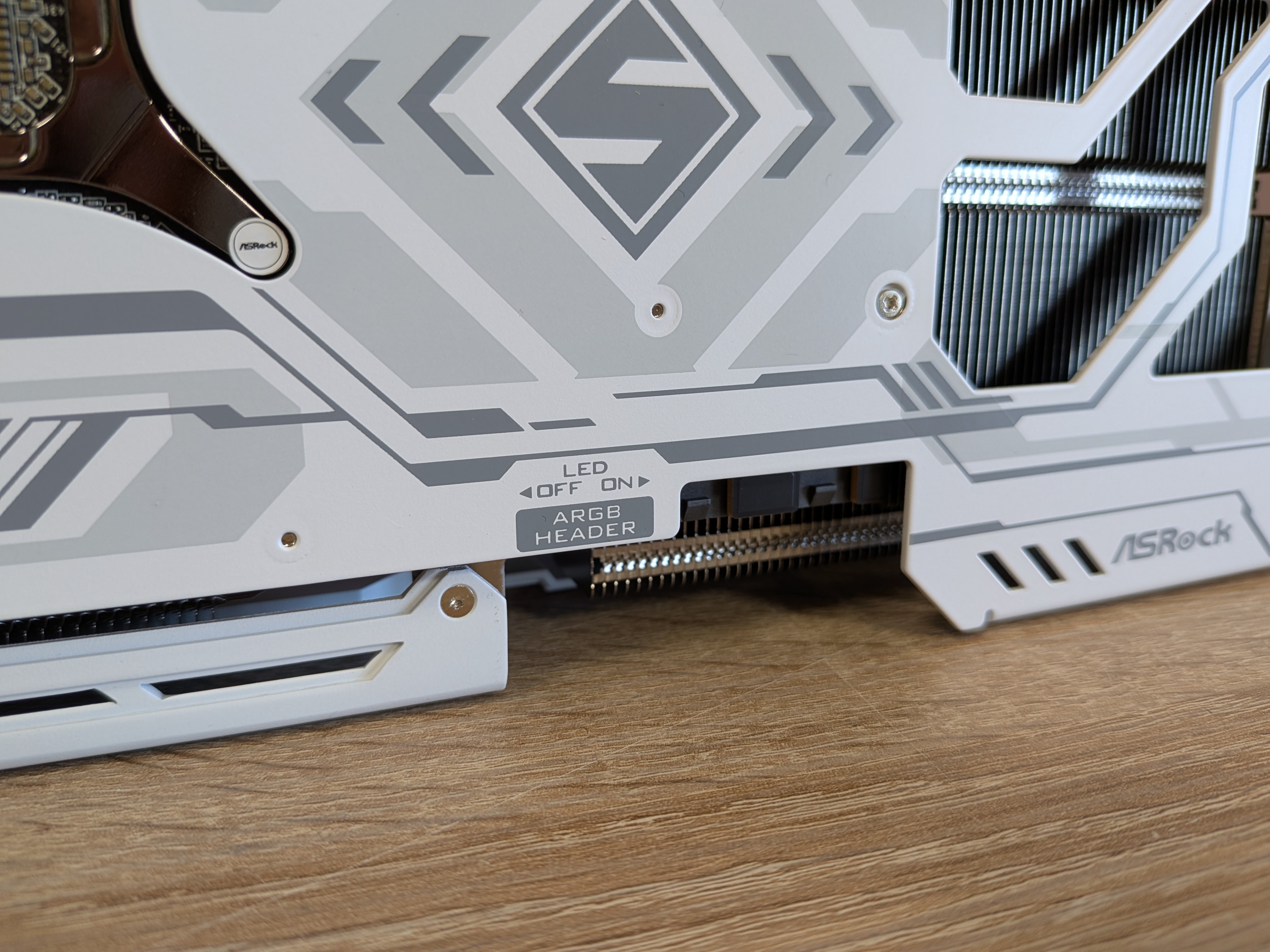 ASRock RX 9070 Steel Legend ASRock RX 9070 Steel Legend